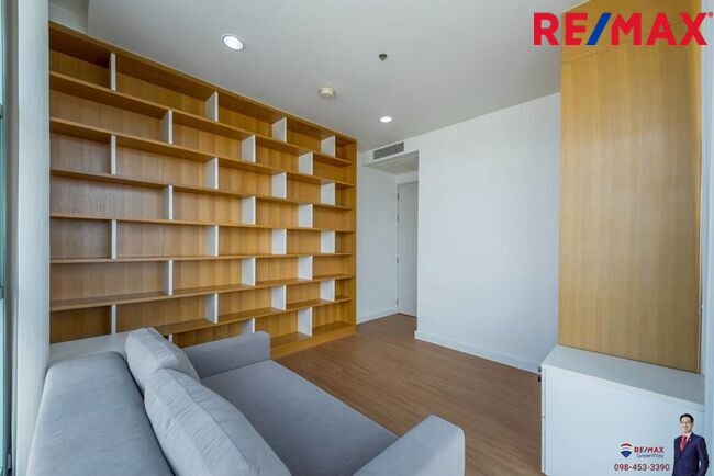 (Residence ที่อยู่รั้วเดียวกับ Shrewsbury มาใหม่!) Chatrium Riverside Residence 122.79 ตร.ม. 2 ห้องนอนใหญ่! ถนนเส้นหลักอย่างเจริญนคร ราคาดีที่สุดในโครงการ พร้อมแต่ง Built-in เป็น Layout หน้ากว้าง