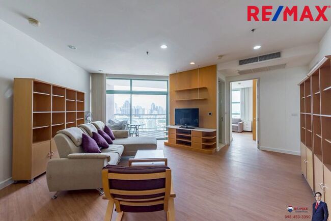 (Residence ที่อยู่รั้วเดียวกับ Shrewsbury มาใหม่!) Chatrium Riverside Residence 122.79 ตร.ม. 2 ห้องนอนใหญ่! ถนนเส้นหลักอย่างเจริญนคร ราคาดีที่สุดในโครงการ พร้อมแต่ง Built-in เป็น Layout หน้ากว้าง
