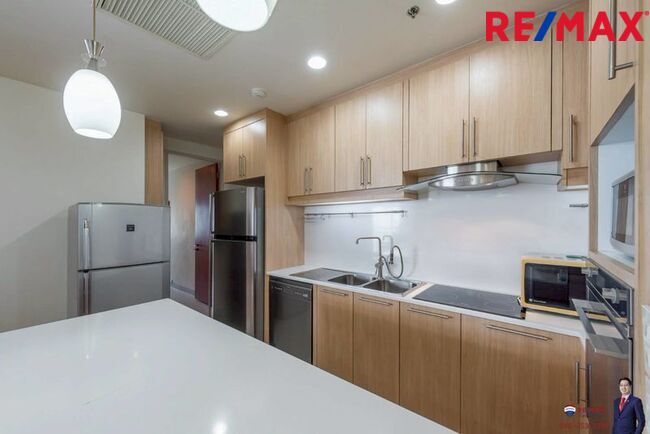 (Residence ที่อยู่รั้วเดียวกับ Shrewsbury มาใหม่!) Chatrium Riverside Residence 122.79 ตร.ม. 2 ห้องนอนใหญ่! ถนนเส้นหลักอย่างเจริญนคร ราคาดีที่สุดในโครงการ พร้อมแต่ง Built-in เป็น Layout หน้ากว้าง