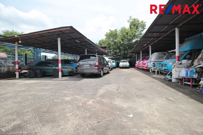 ขายที่ดิน จรัญสนิทวงศ์ 25 ห่างจากถนนหลัก 700 เมตร ถมแล้ว ฟรีตึก 239 ตรว.