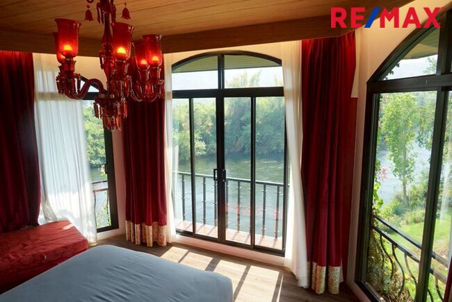 มาแล้ว! [New Listing!] A Riverside Eden Retreat ที่ [ The Elephant Treehouse : บ้านต้นไม้ กาญจนบุรี ]