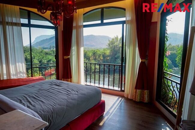 มาแล้ว! [New Listing!] A Riverside Eden Retreat ที่ [ The Elephant Treehouse : บ้านต้นไม้ กาญจนบุรี ]