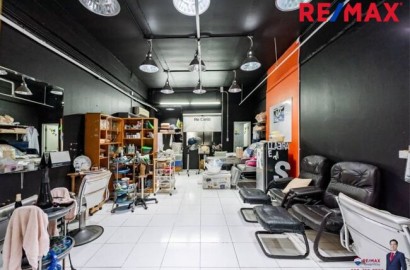 ขาย Office หรือ Retail Shop ที่ Modern Town เอกมัย ใกล้ Donki Mall 190 เมตร (Yield เกือบ 8%)