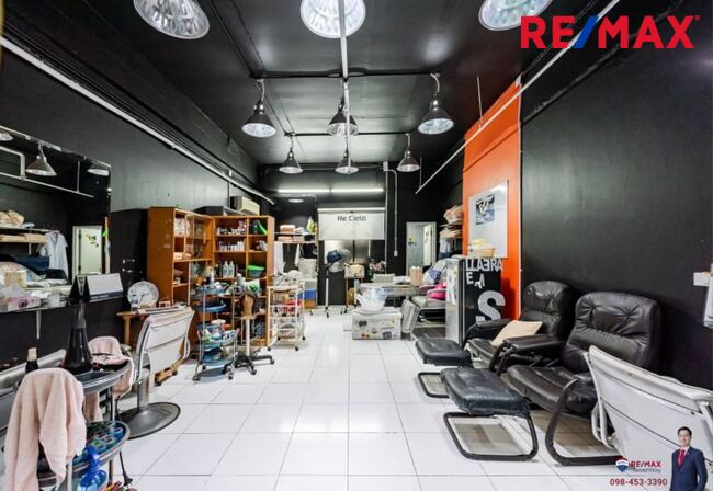 ขาย Office หรือ Retail Shop ที่ Modern Town เอกมัย ใกล้ Donki Mall 190 เมตร (Yield เกือบ 8%)